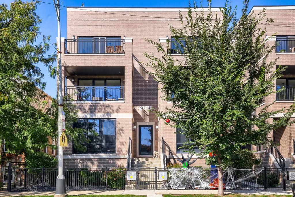 1648 W Diversey Parkway 2e, Chicago