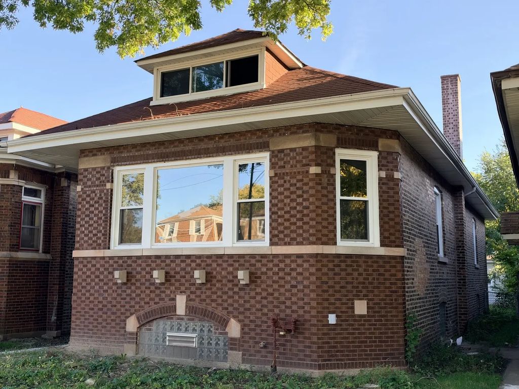 1745 E 85th Street, Chicago
