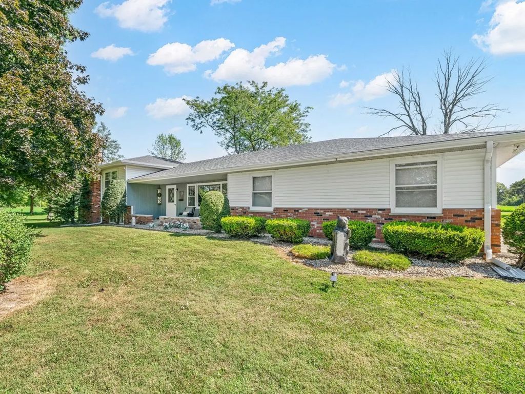 3918 E 550th Road, Mendota