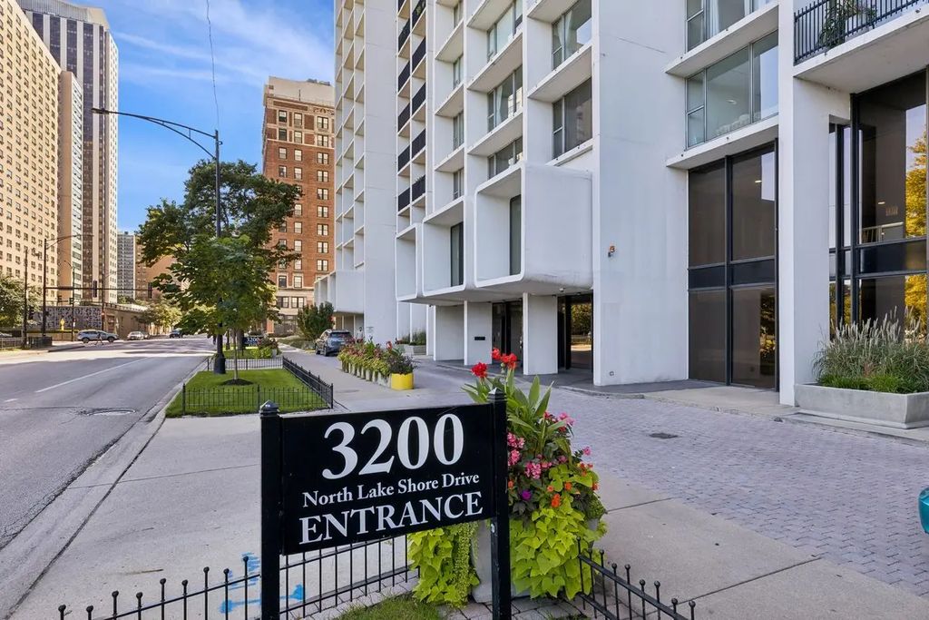 3200 N Lake Shore Drive 2402, Chicago