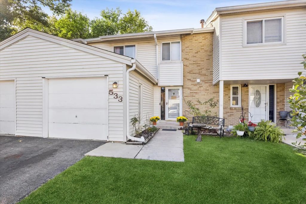 533 Jordan Way, Bolingbrook