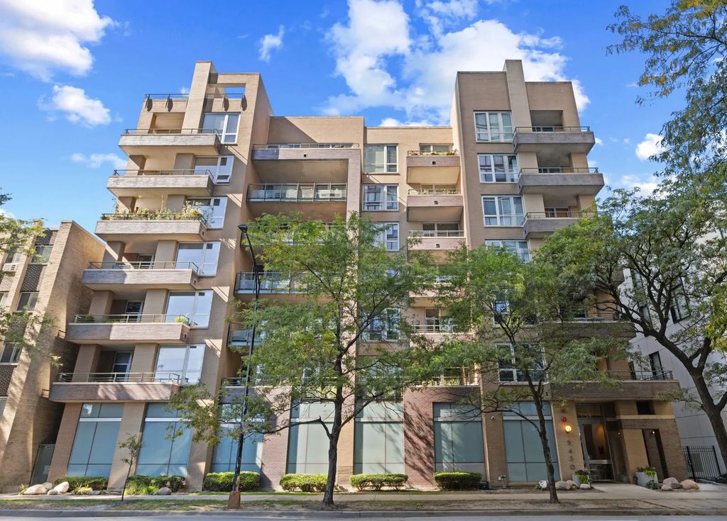 5430 N Sheridan Road 604, Chicago