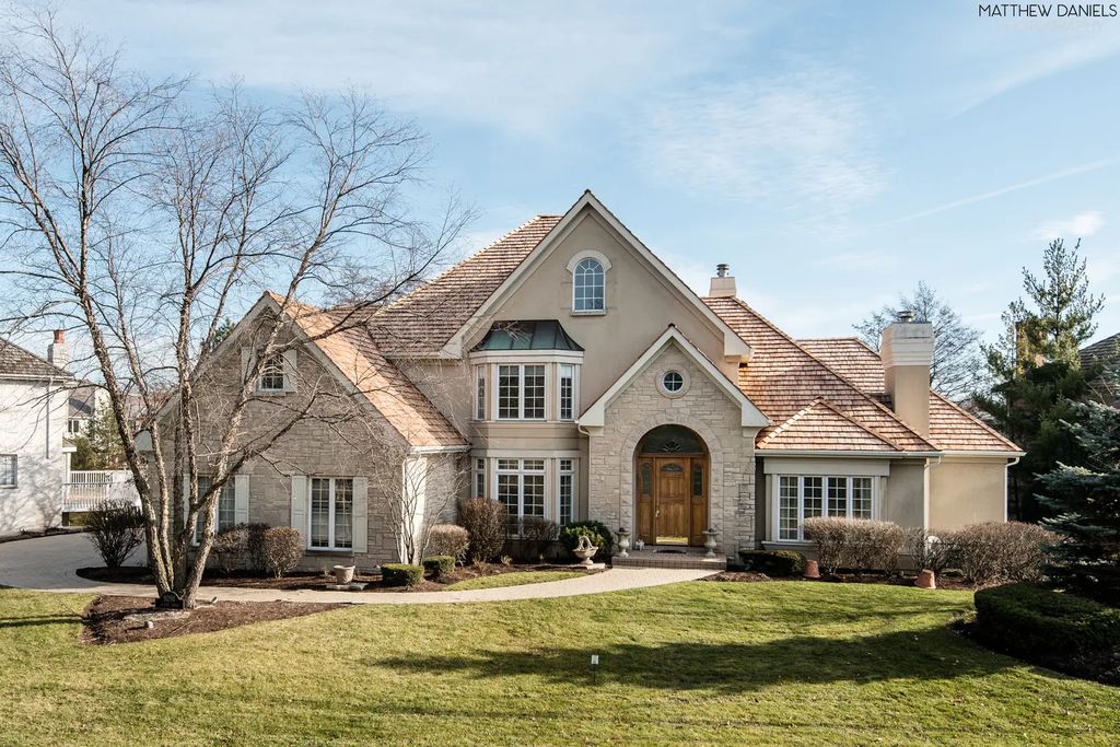 9291 Cascade Circle, Burr Ridge