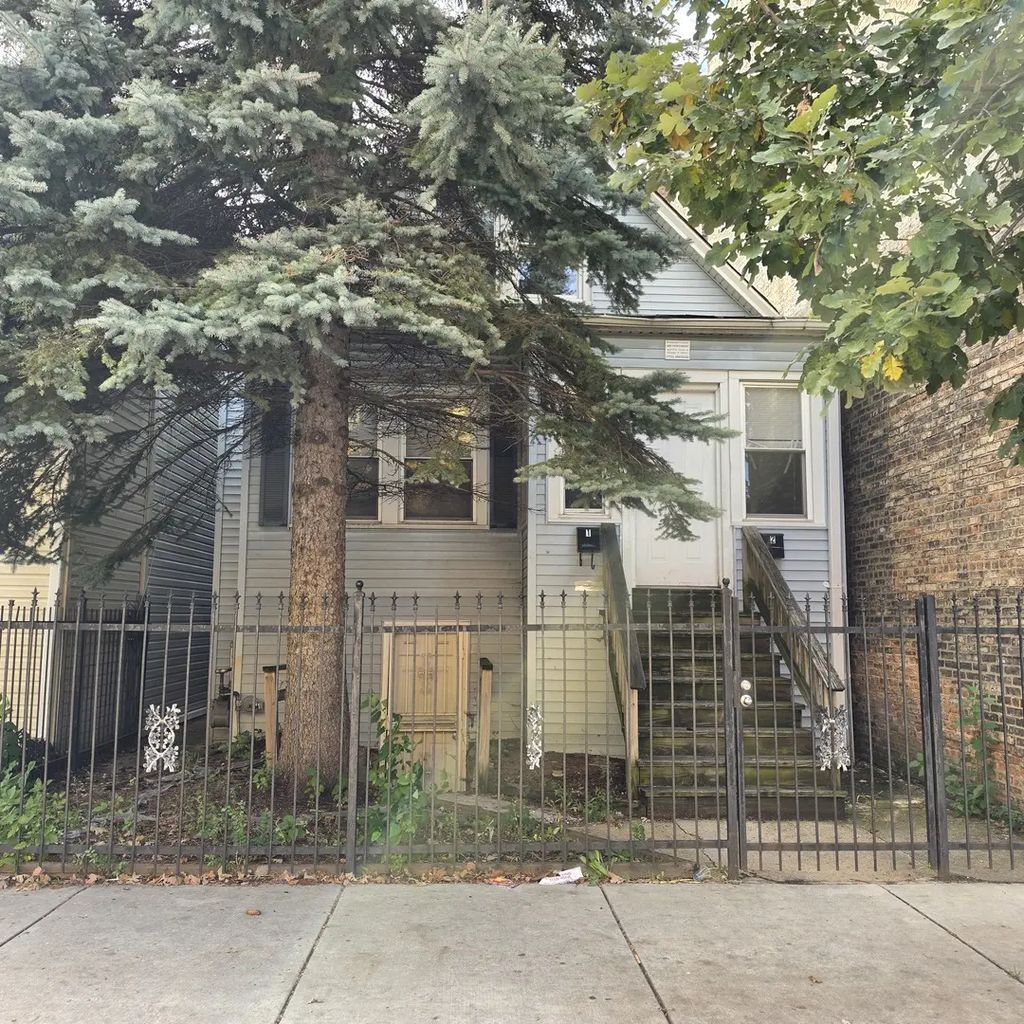 5047 W Chicago Avenue, Chicago