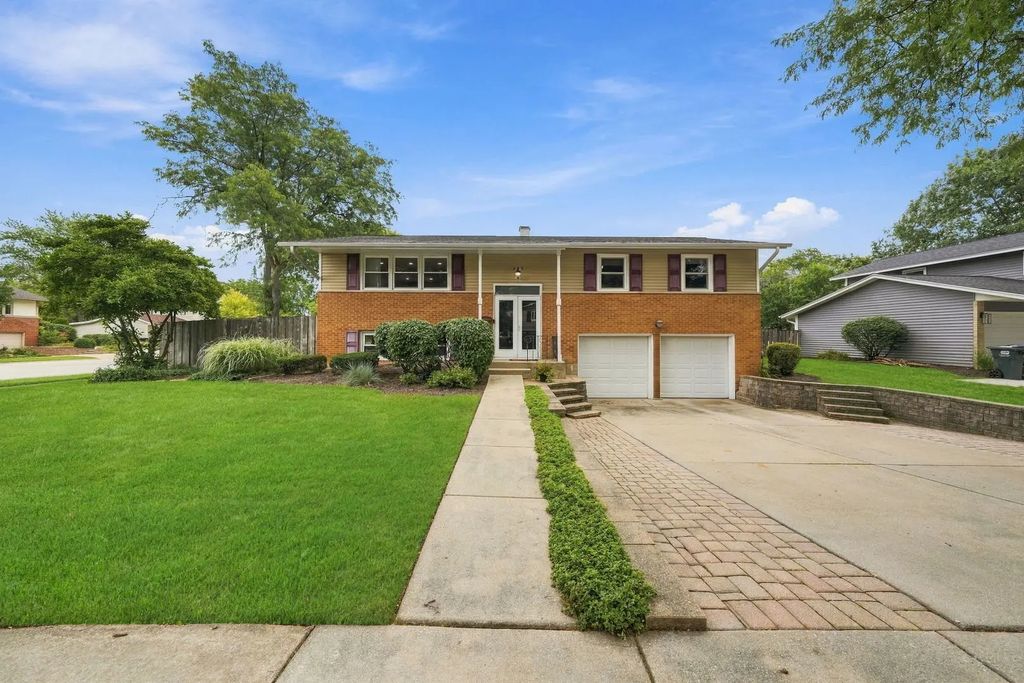 503 N Schirra Drive, Palatine