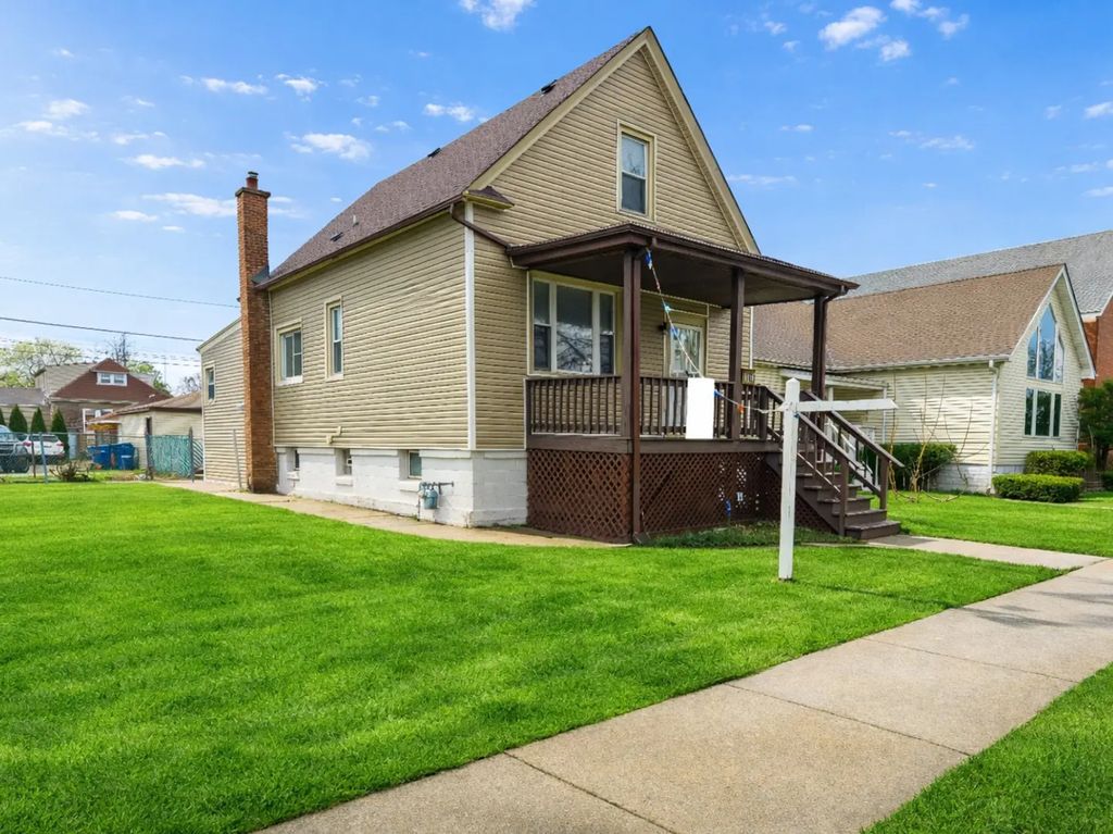 30 Washington Avenue, La Grange