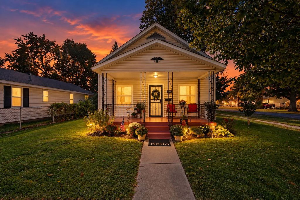 1004 Hester Avenue, Centralia