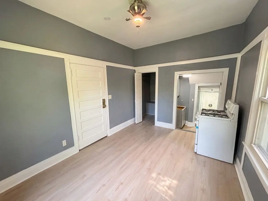 1228 Oak Avenue 1r, Evanston