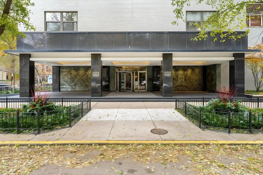 1445 N State Parkway 1904, Chicago