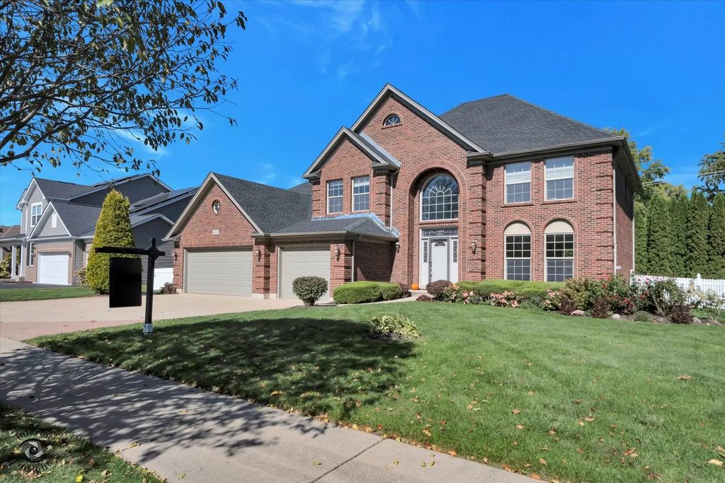 16305 Riverwood Drive, Plainfield