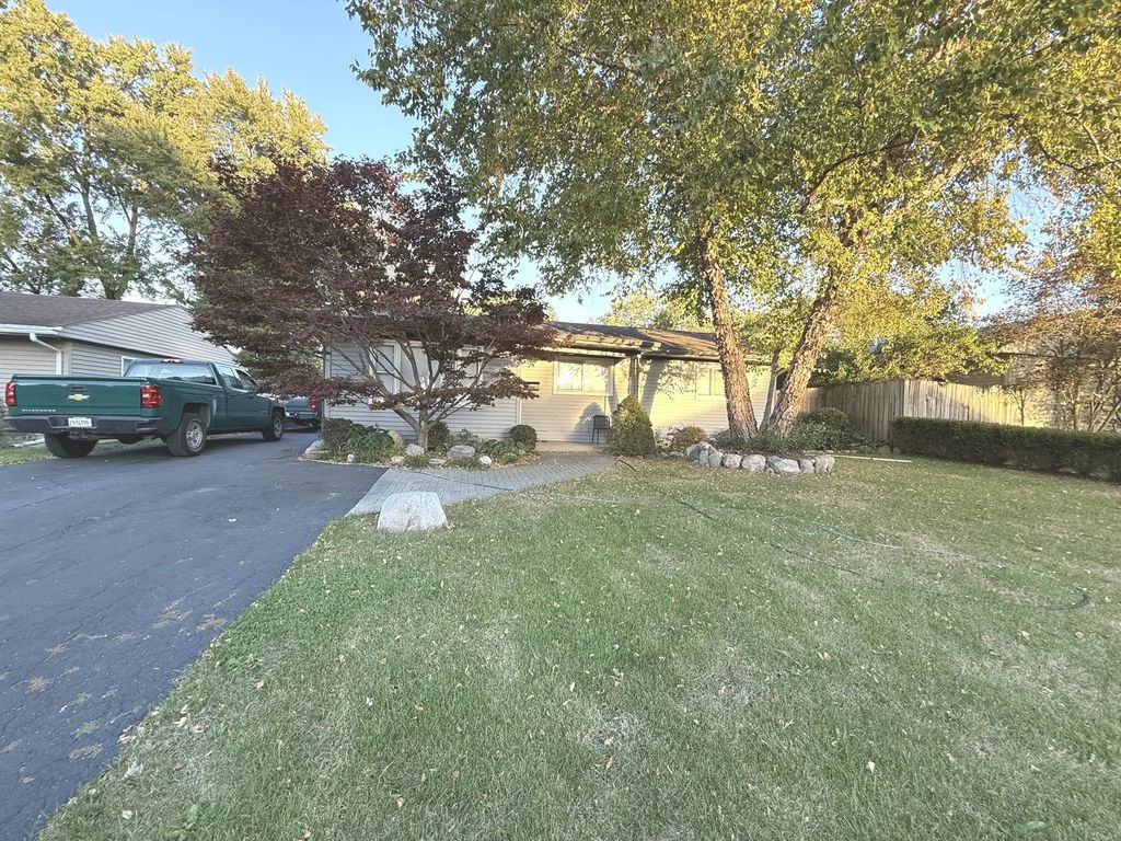 47 Birch Street, Carpentersville