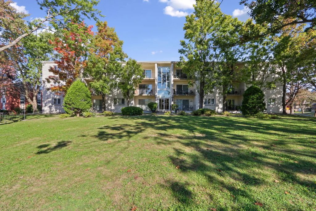 1004 E Harding Drive 201, Urbana