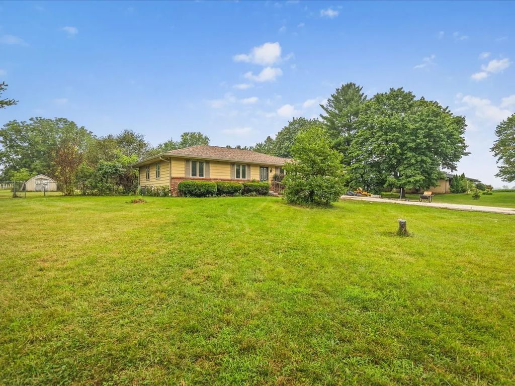 6581 Happy Acres Road, Rockford