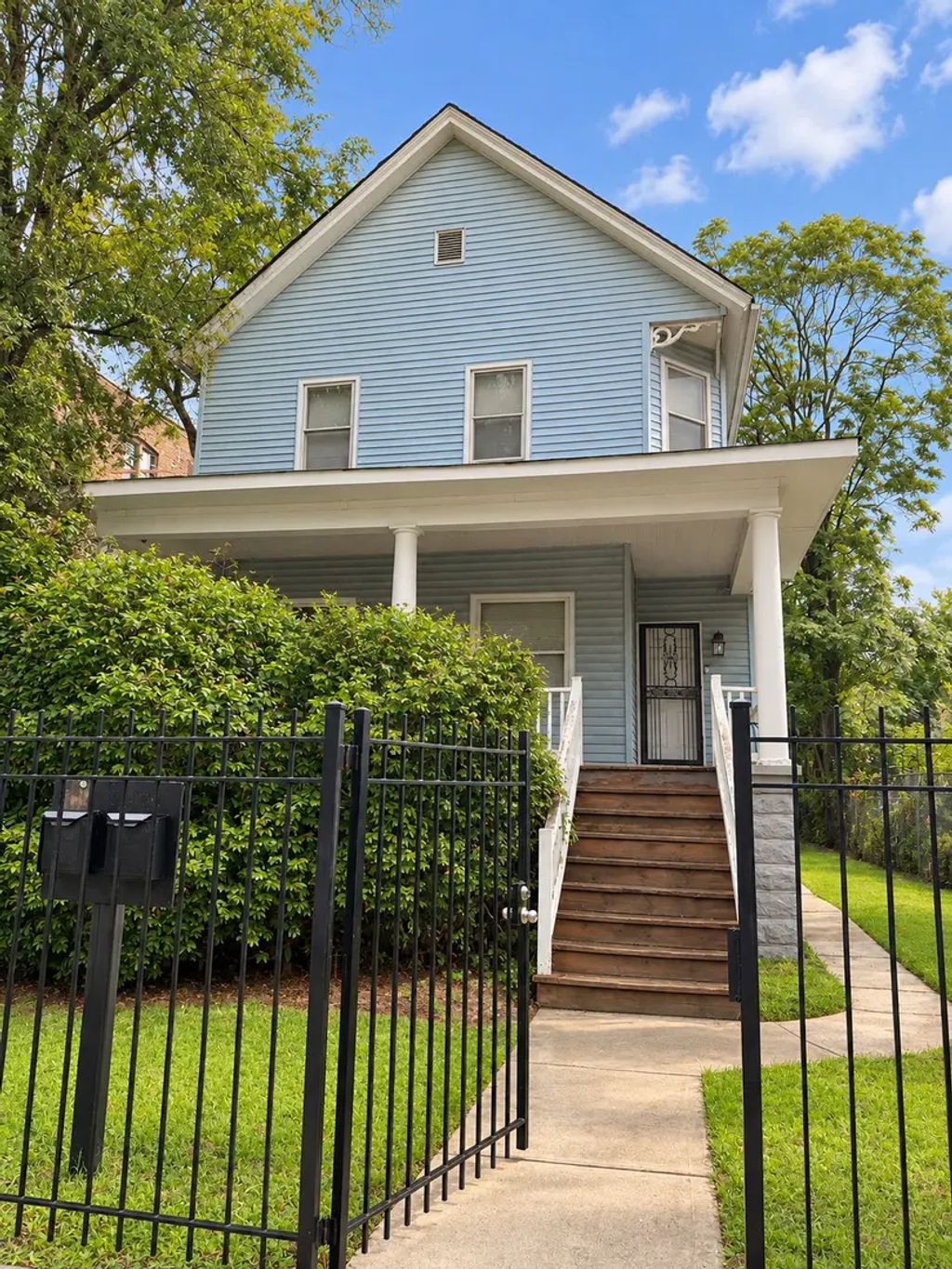5452 W Race Avenue, Chicago