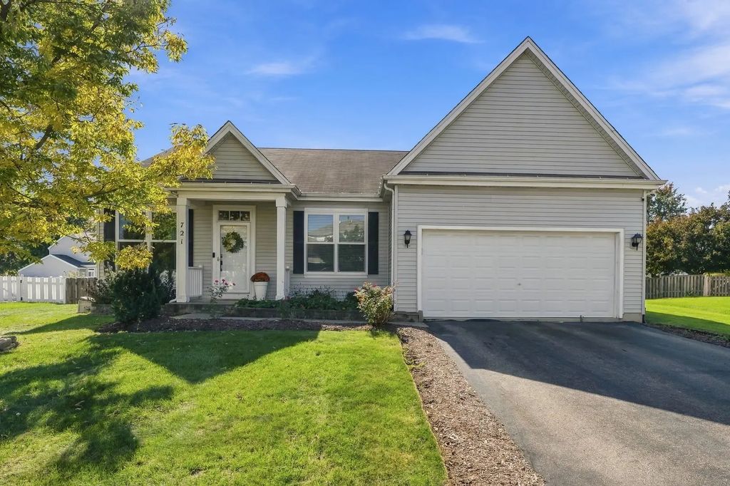 721 Periwinkle Lane, Aurora