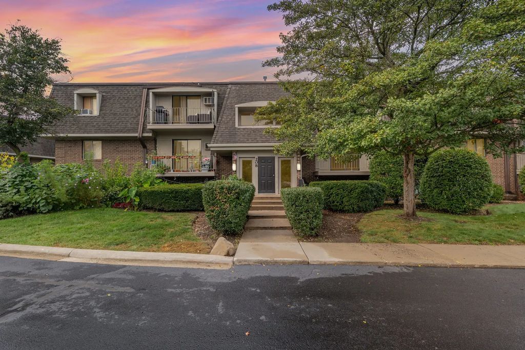 208 E Bailey Road E K, Naperville
