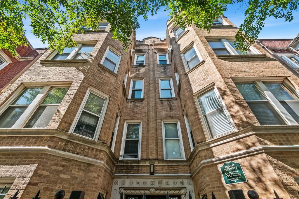 7012 S Paxton Avenue 2n, Chicago