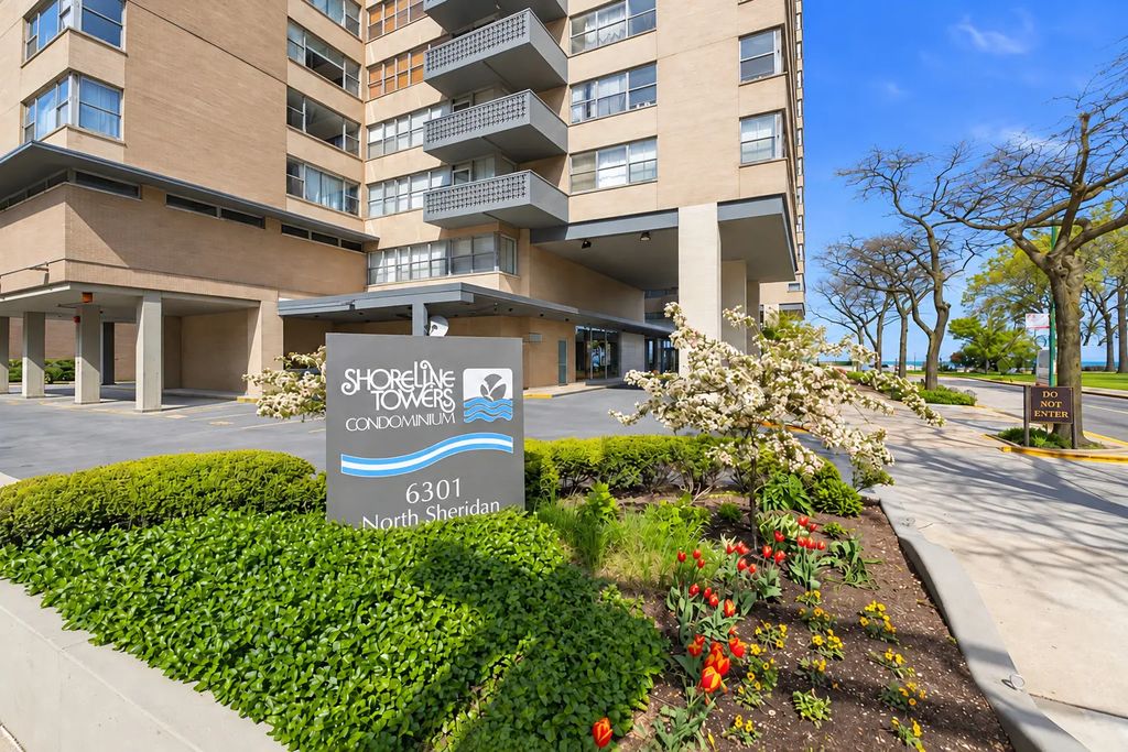 6301 N Sheridan Road 4h, Chicago