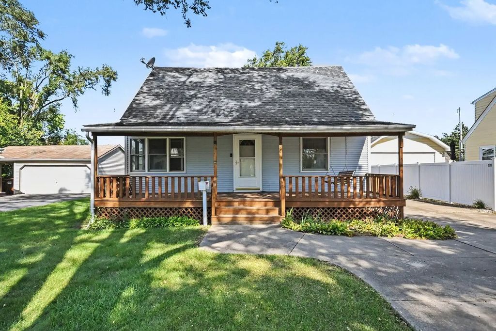 6600 Pine Point Drive, Tinley Park