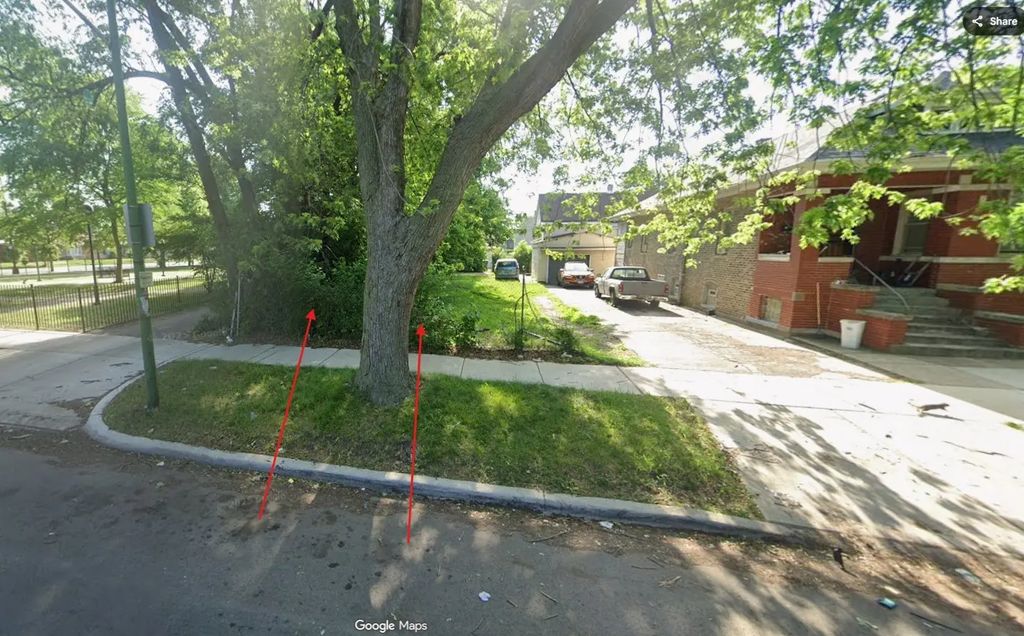 8315 S Essex Avenue, Chicago