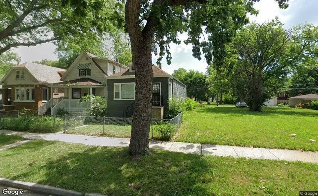 8539 S Aberdeen Street, Chicago
