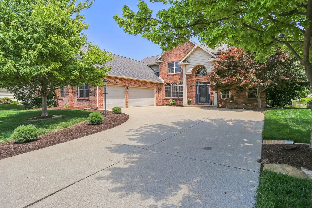 2516 Pinehurst Drive, Champaign