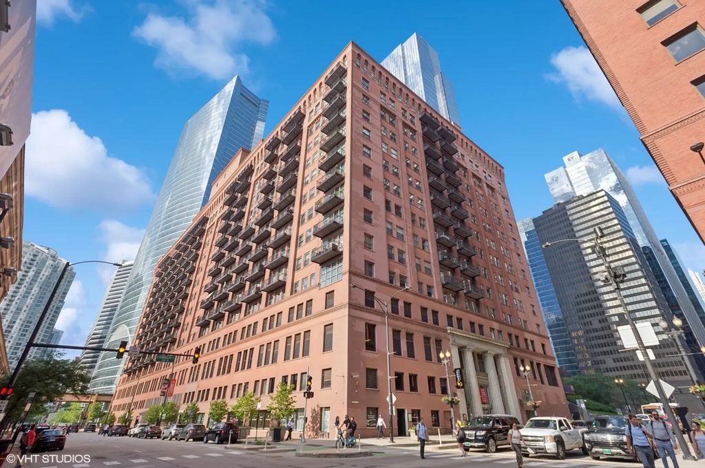 165 N Canal Street 1007, Chicago