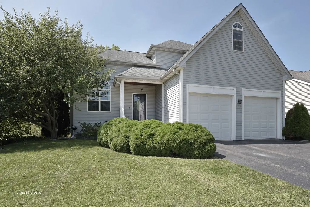1290 Savanna Lane, Woodstock