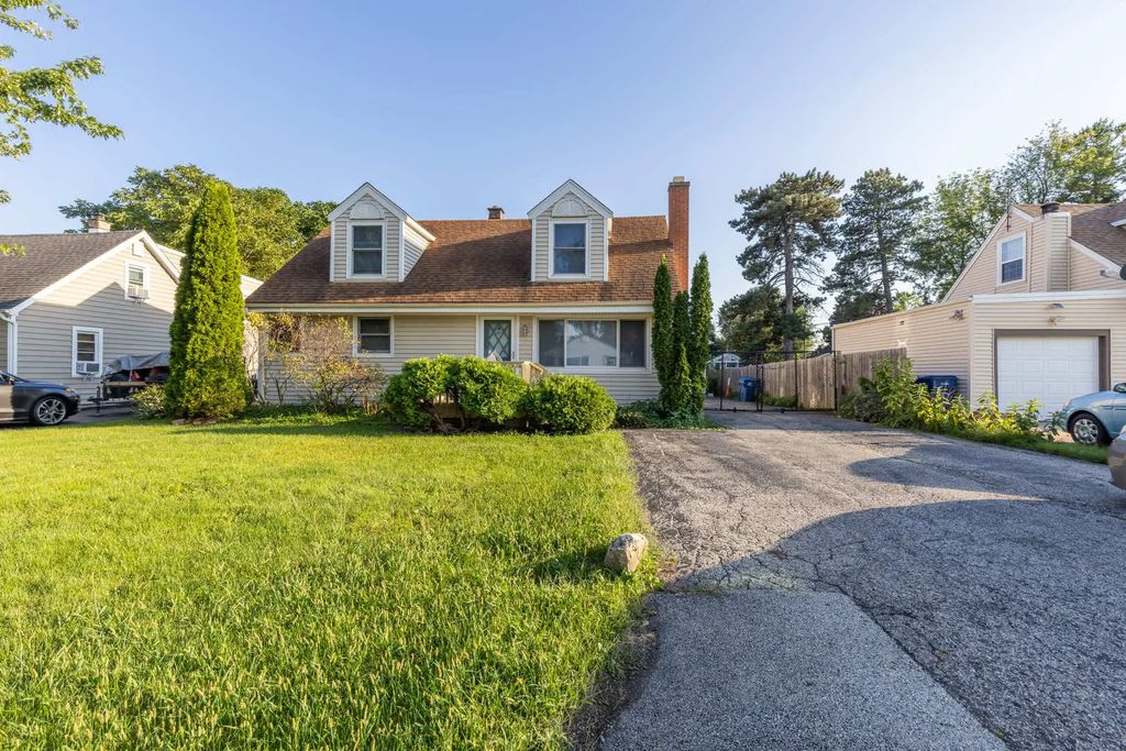 18843 W Deerpath Road, Grayslake