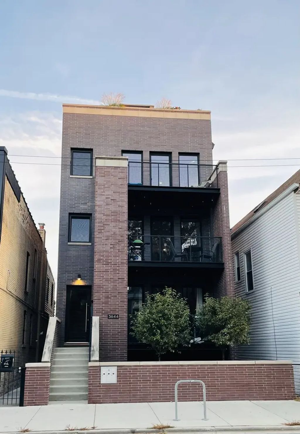 3644 W Belmont Avenue 2, Chicago