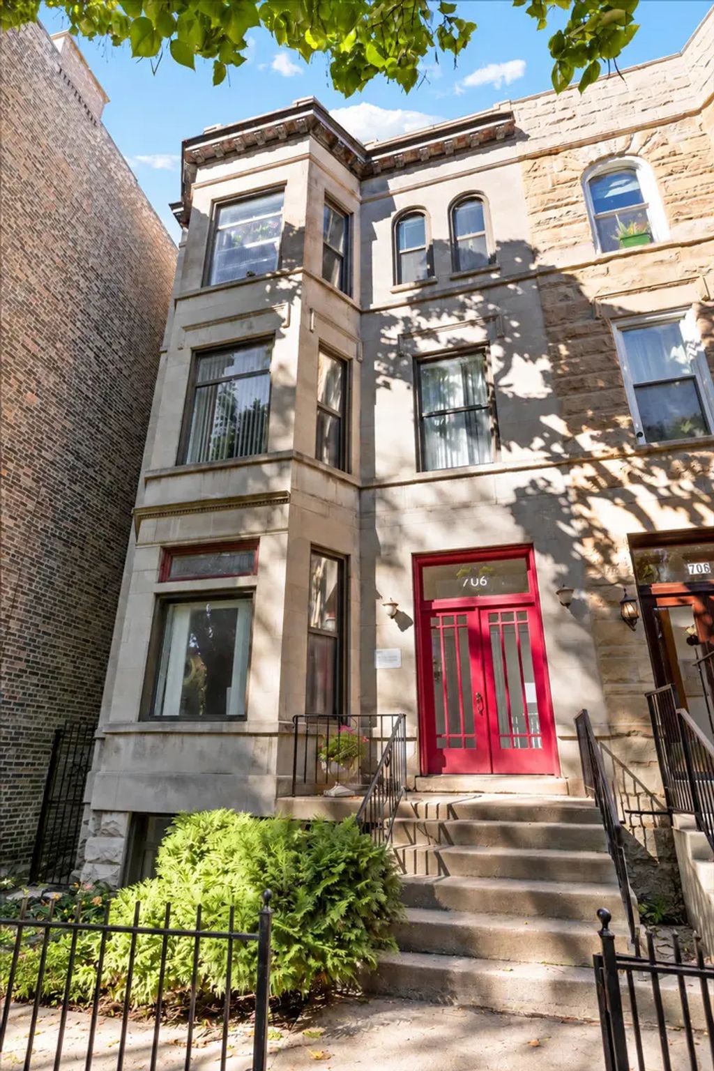 708 W Buckingham Place G, Chicago