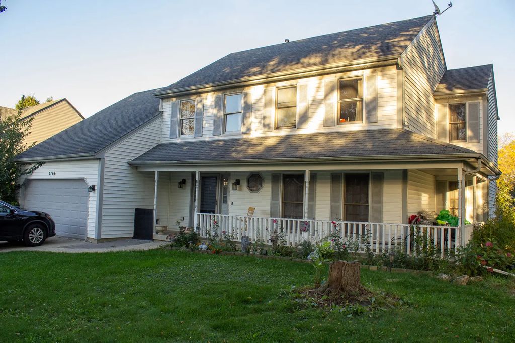 2166 Jordan Lane, Elgin