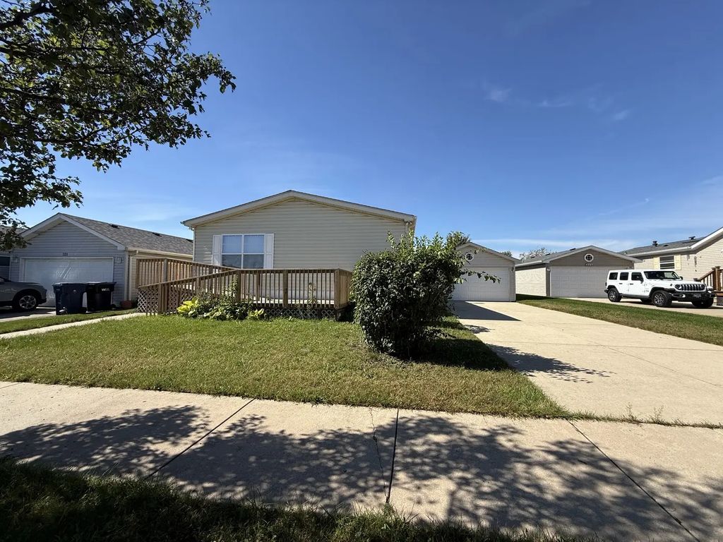 322 Lilac Lane, Matteson