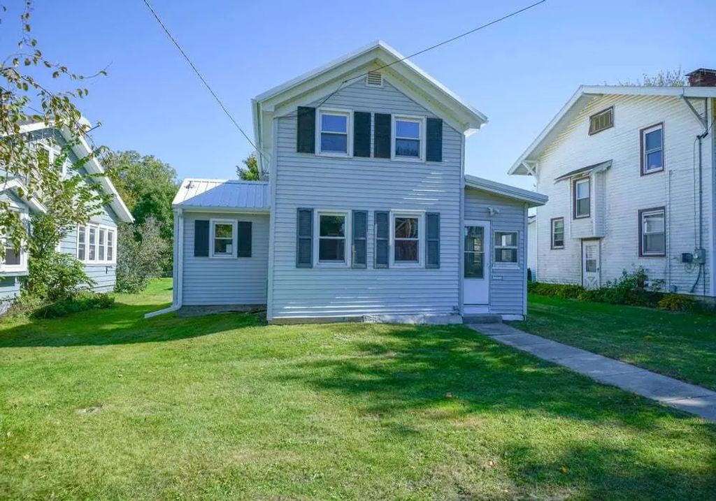 406 S Division Avenue, Polo