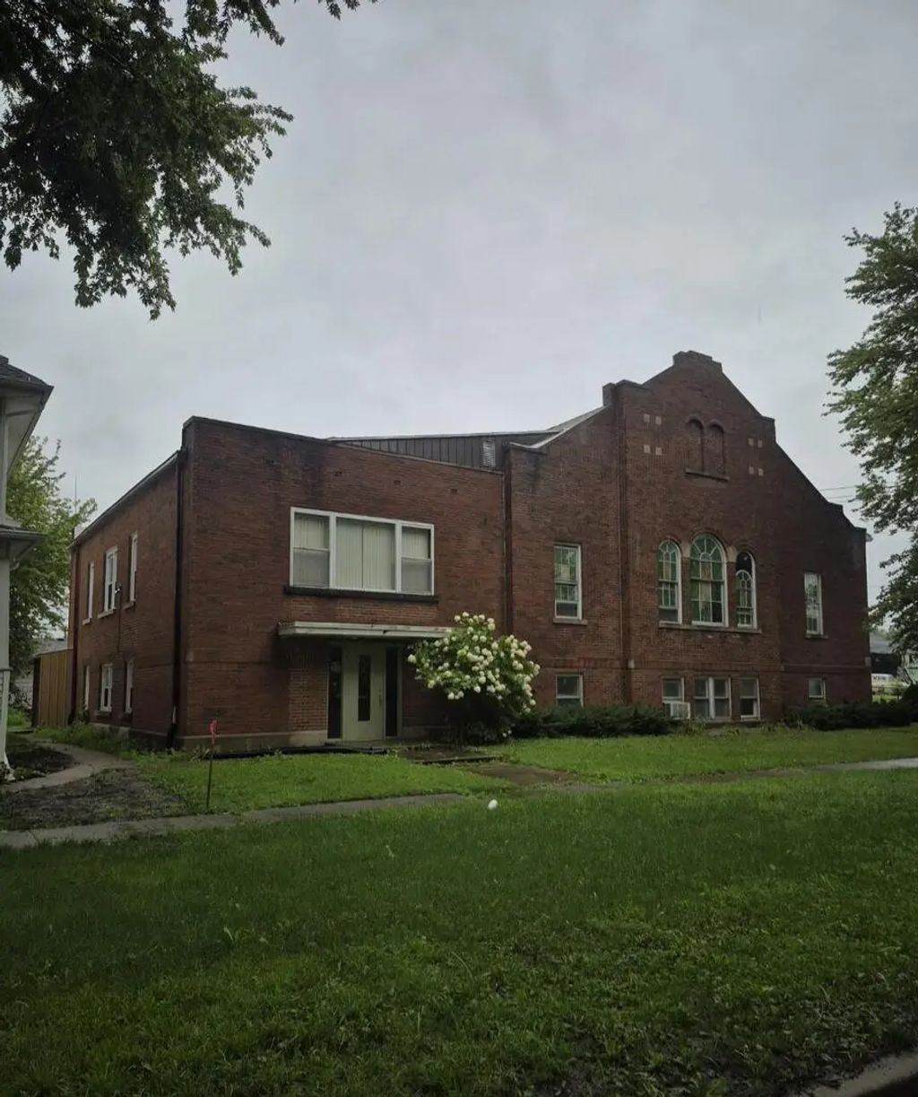 190 E Grove Street, Sheldon