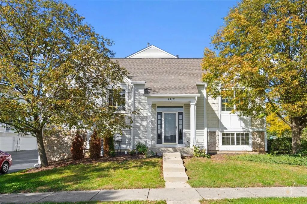1712 Middlebury Drive 306, Aurora