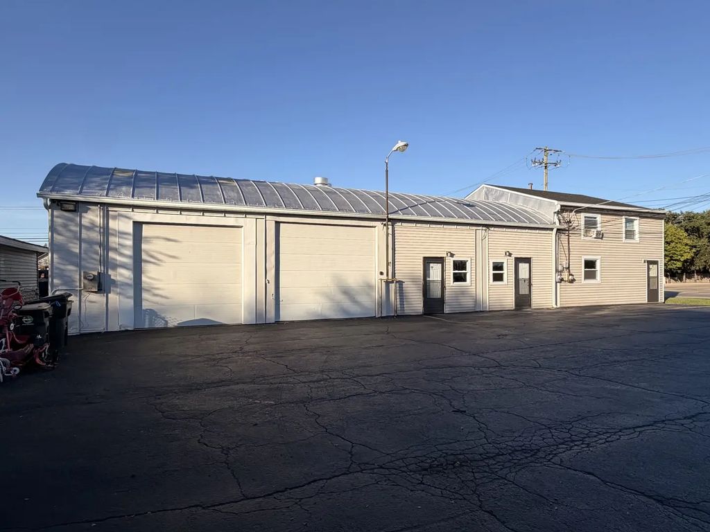 28 N Hainesville Road, Hainesville