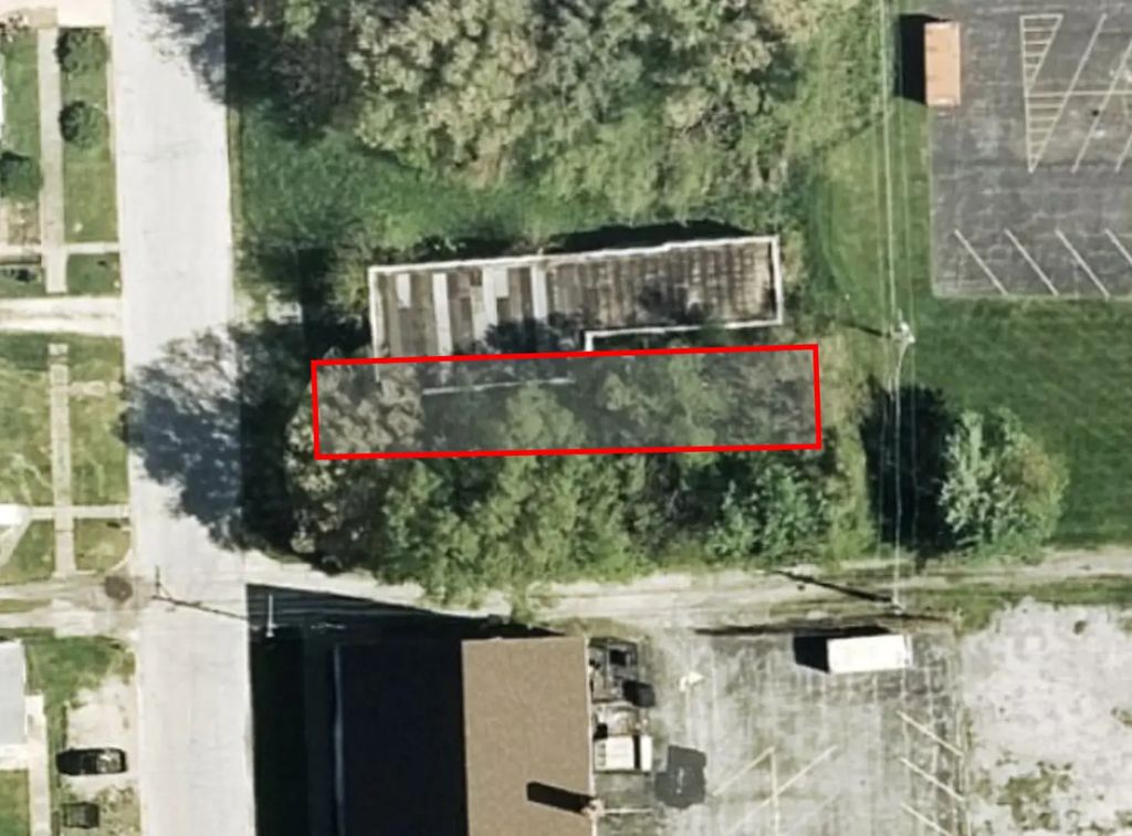 13841 S Monticello Avenue, Robbins