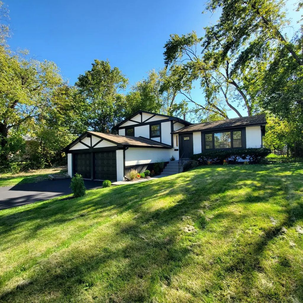 1832 217 Place, Sauk Village