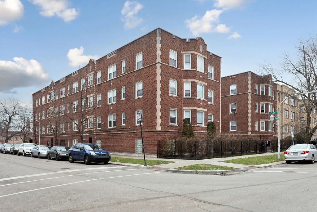 7381 N Damen Avenue 3e, Chicago