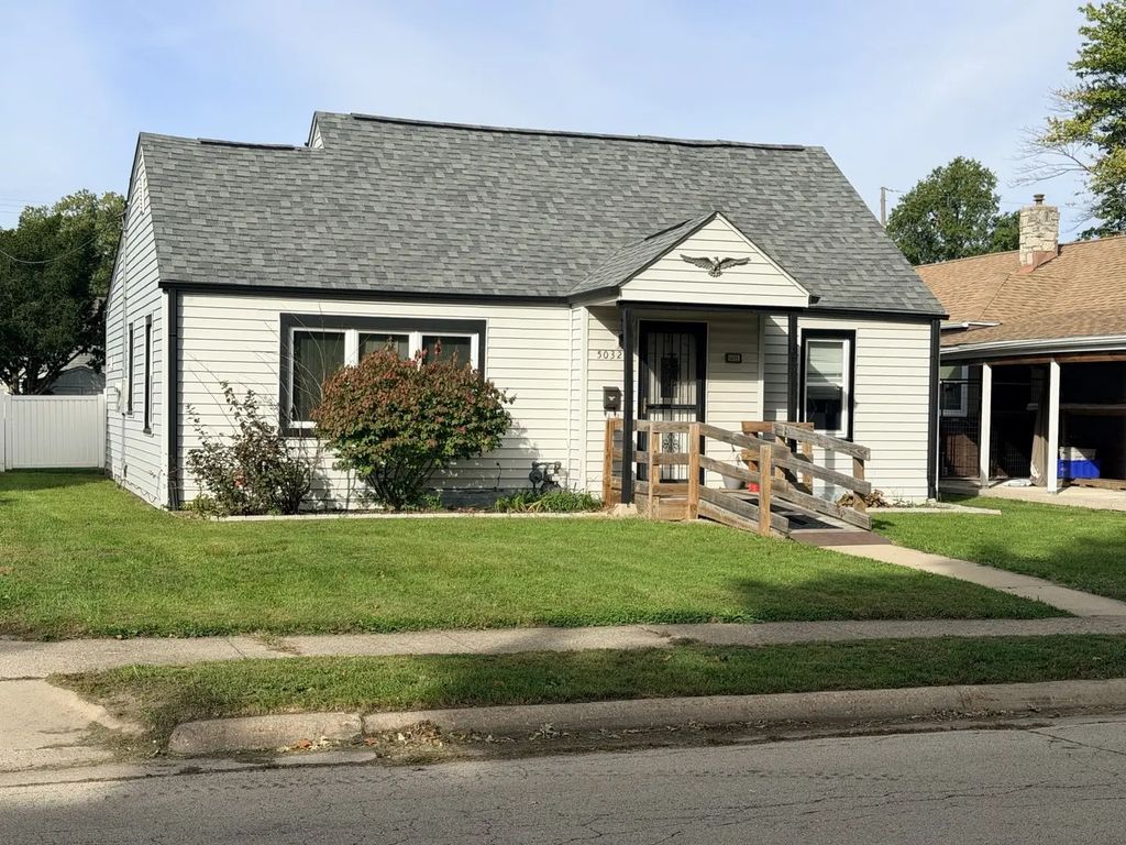 5032 Illinois Street, Loves Park