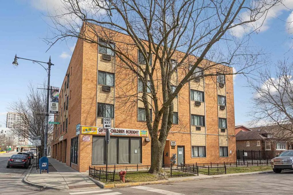 7545 N Winchester Avenue 404, Chicago
