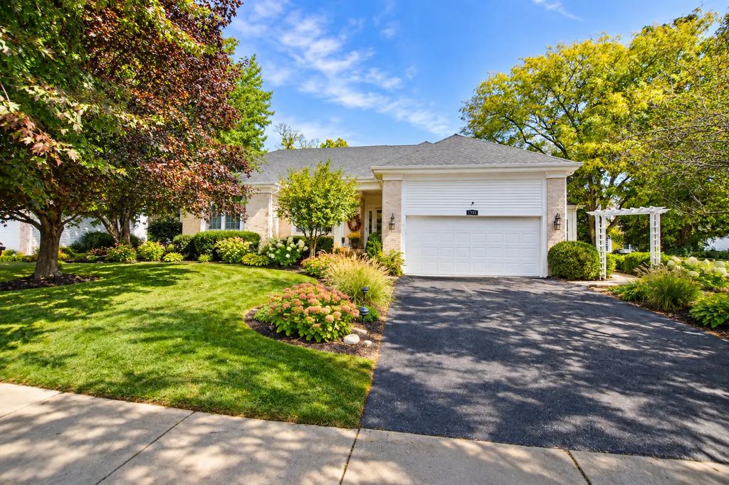 793 Lipizzan Lane, Wauconda