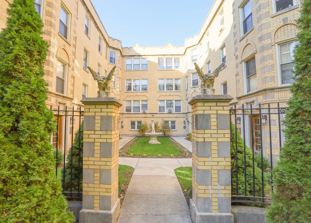 2022 W Berwyn Avenue 3a, Chicago