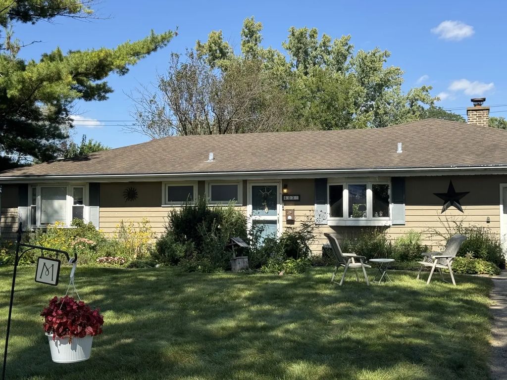 603 Wakeman Avenue, Wheaton