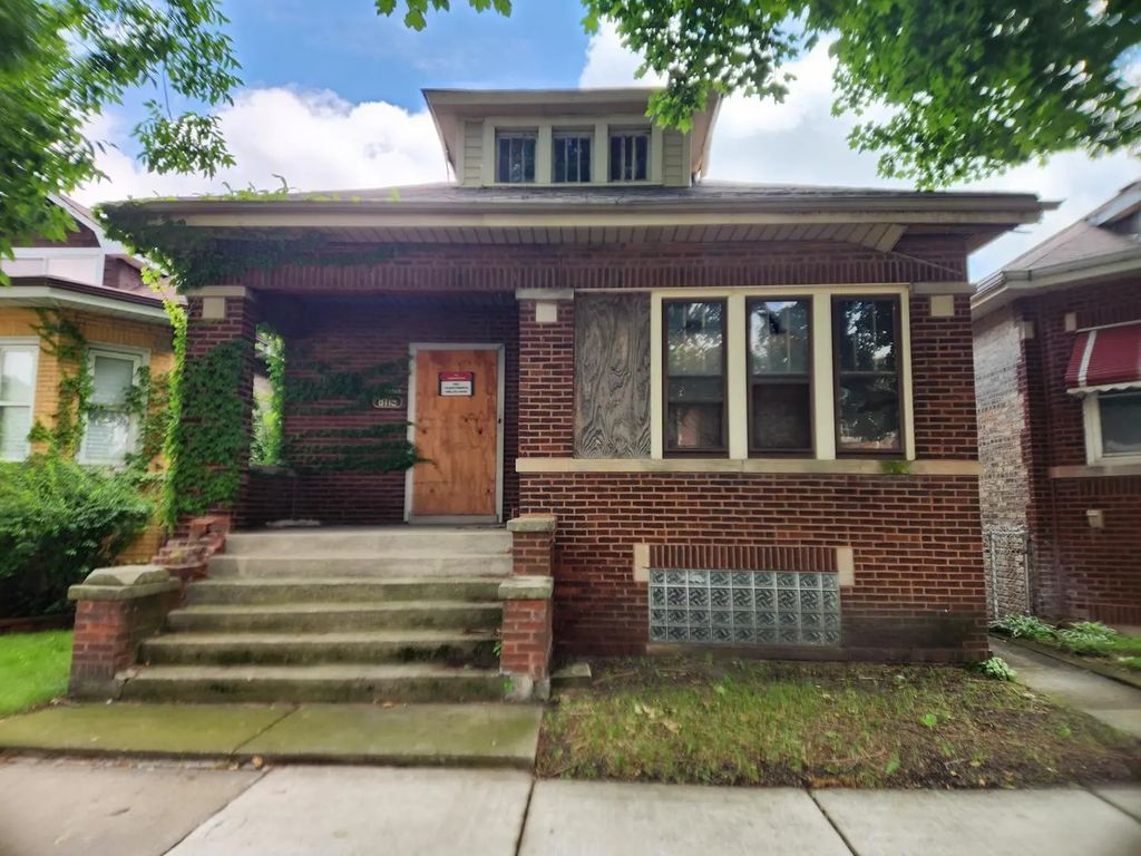 8119 S Perry Avenue, Chicago
