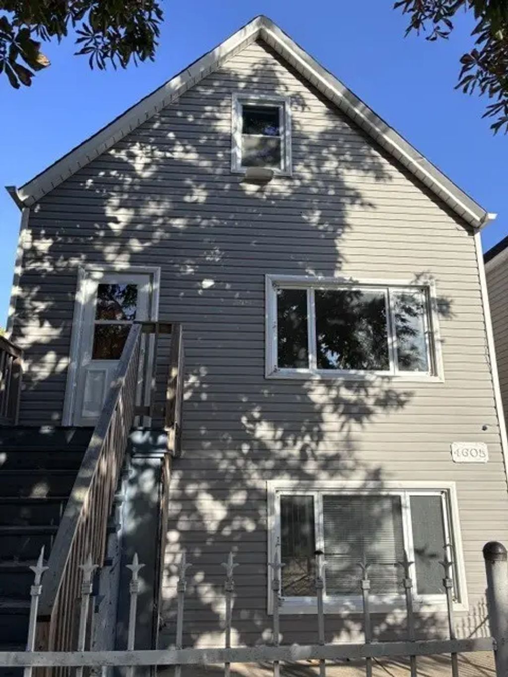 4605 S Fairfield Avenue, Chicago