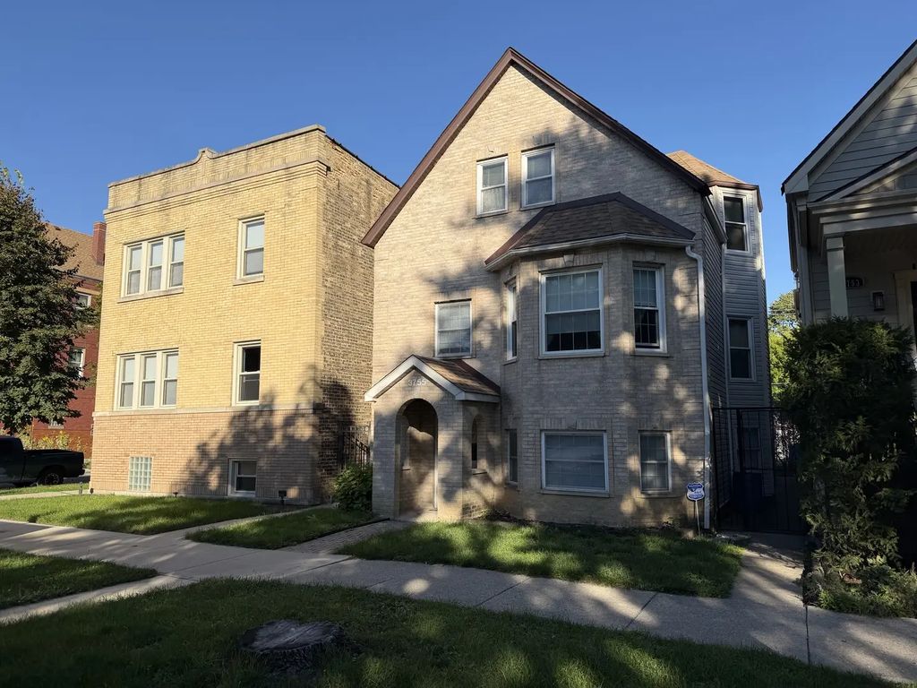3755 N Christiana Avenue 2, Chicago