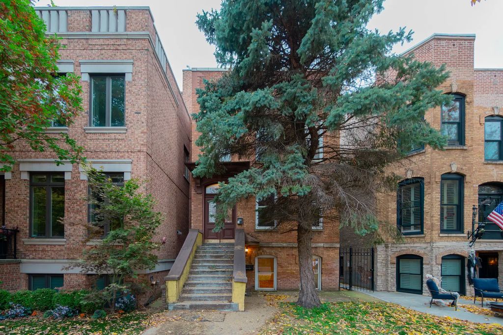 822 S Bishop Street 1, Chicago