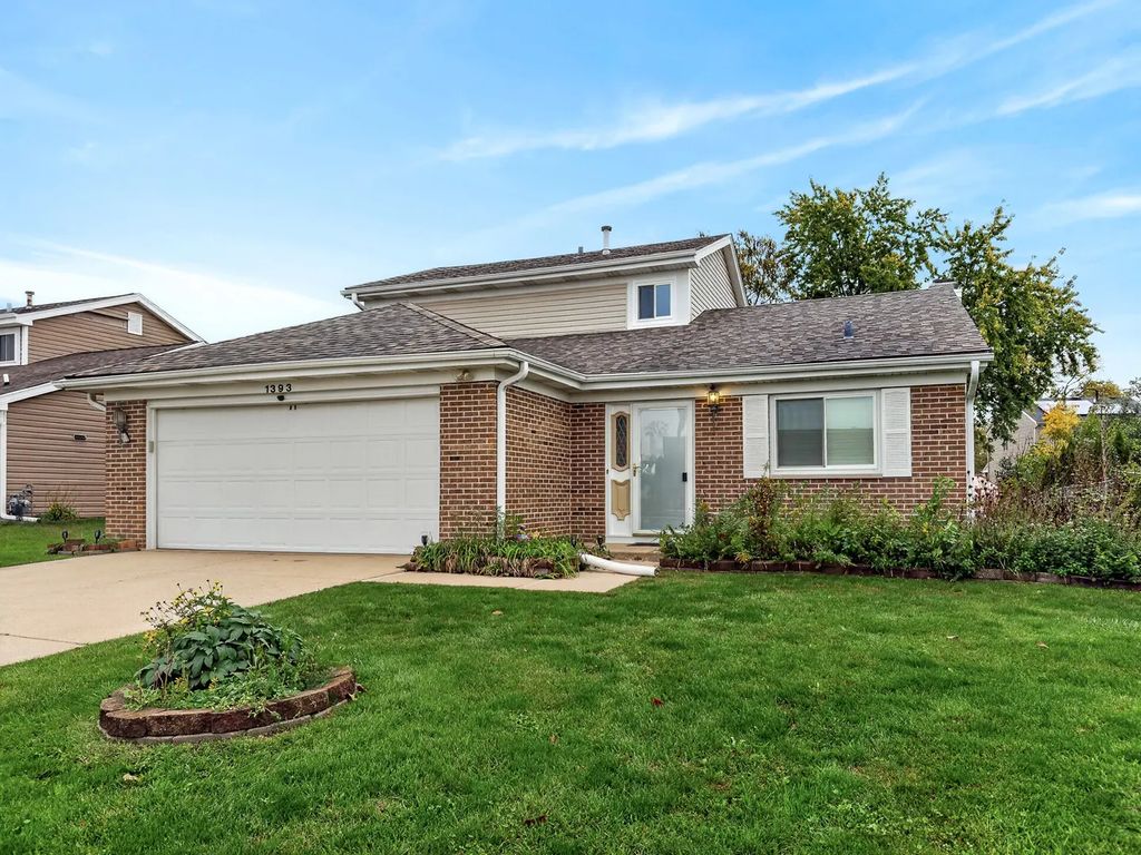 1393 Spring Valley Drive, Carol Stream